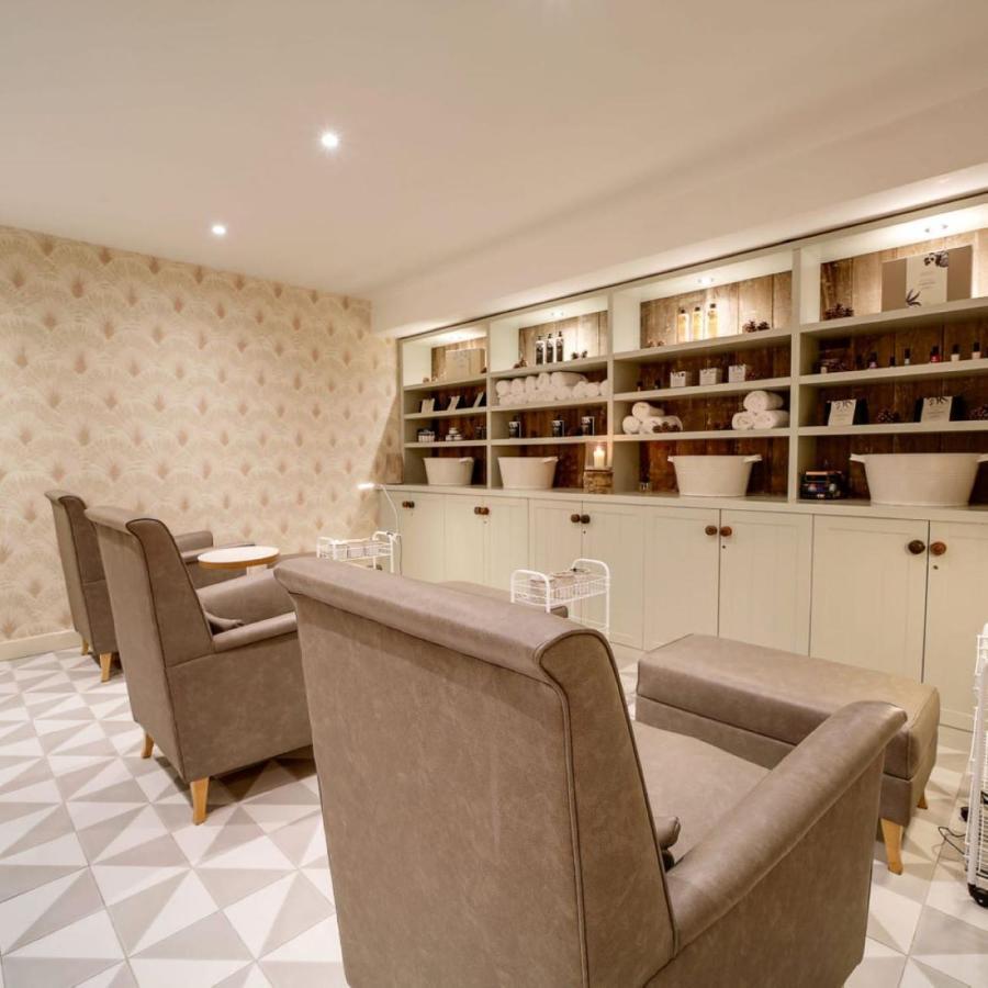 St Moritz And Cowshed Hotel